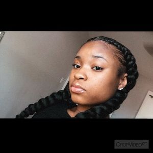 Meet your Posher, Andreana